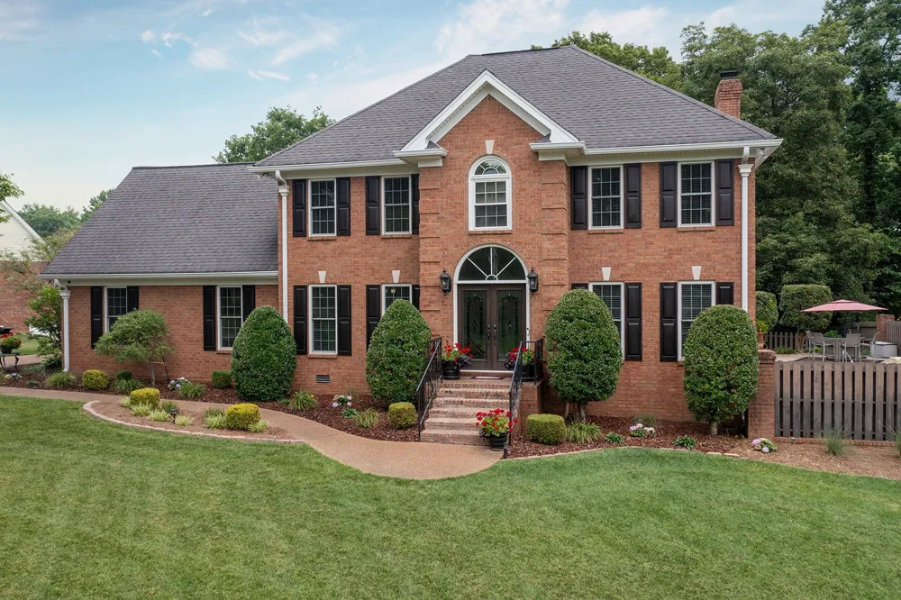 129 Baldridge Dr Cottontown, TN 37048