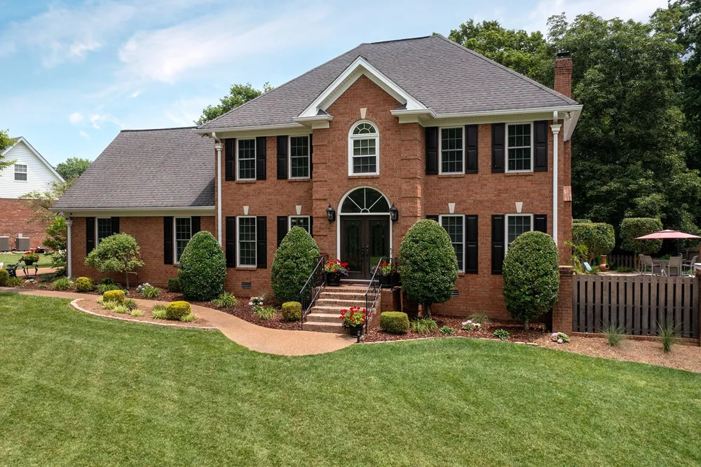 129 Baldridge Dr Cottontown, TN 37048