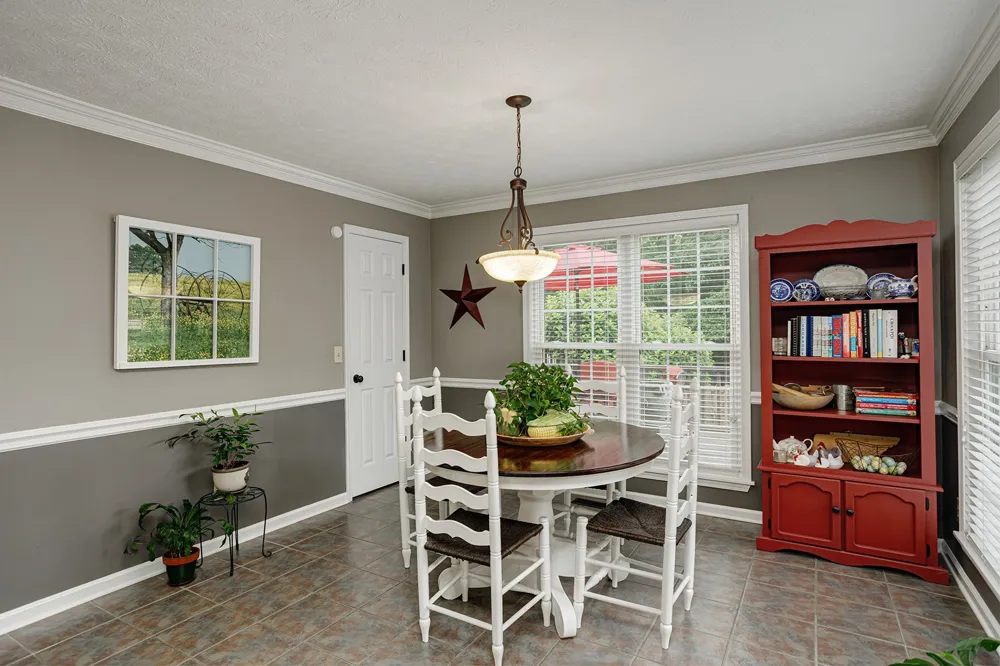 129 Baldridge Dr Cottontown, TN 37048