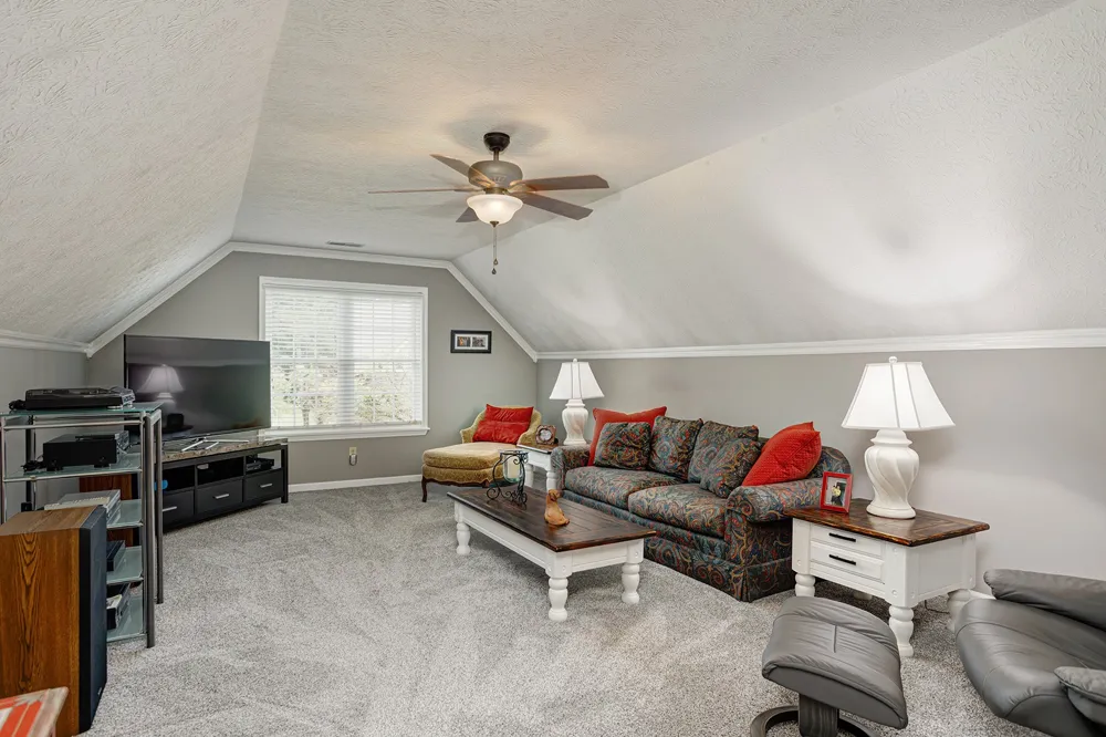 129 Baldridge Dr Cottontown, TN 37048