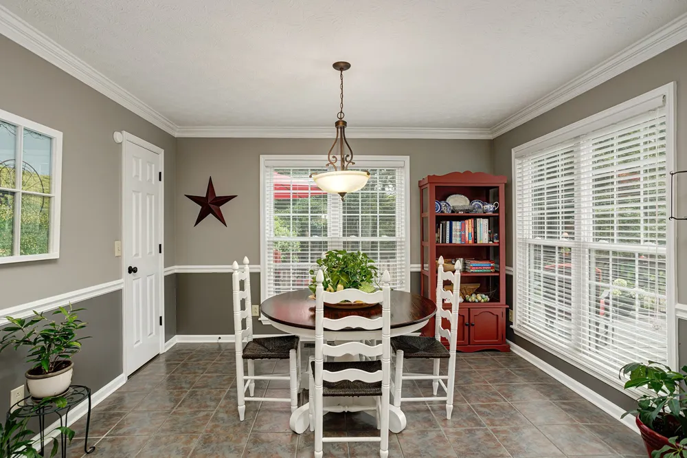 129 Baldridge Dr Cottontown, TN 37048