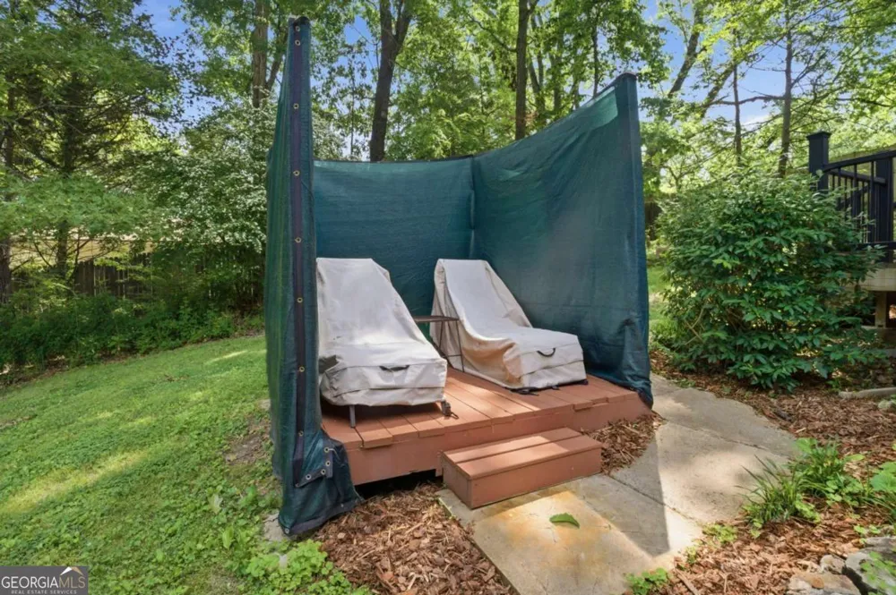 1004 W Lewis ST Rossville, GA 30741