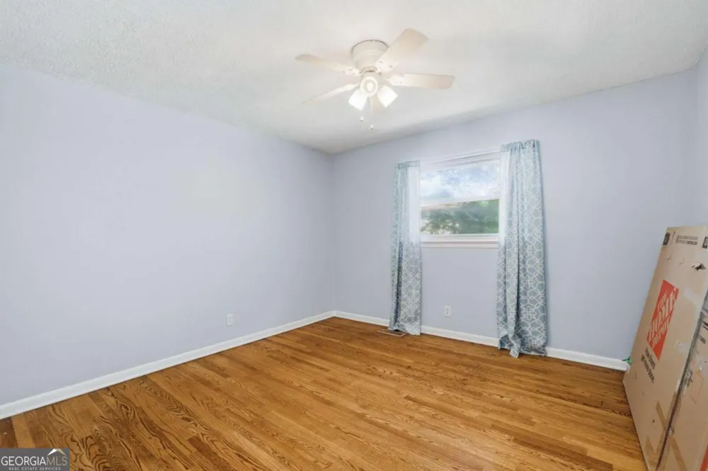 1004 W Lewis ST Rossville, GA 30741