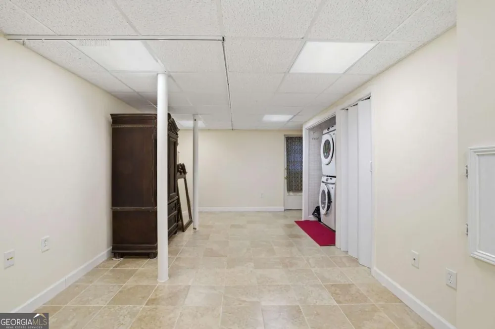 1004 W Lewis ST Rossville, GA 30741