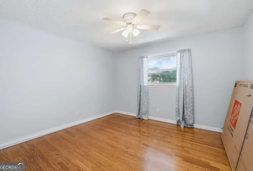 1004 W Lewis ST Rossville, GA 30741