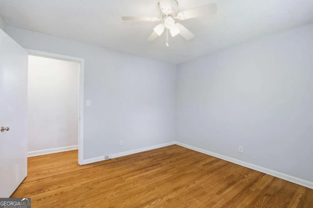 1004 W Lewis ST Rossville, GA 30741