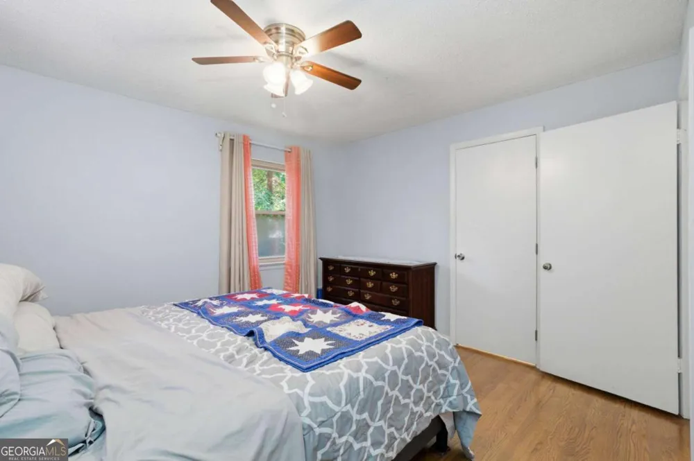 1004 W Lewis ST Rossville, GA 30741