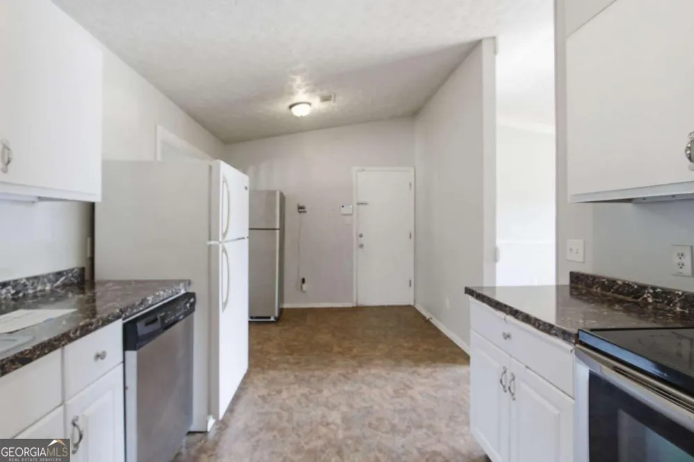 4289 Rex RD Rex, GA 30273