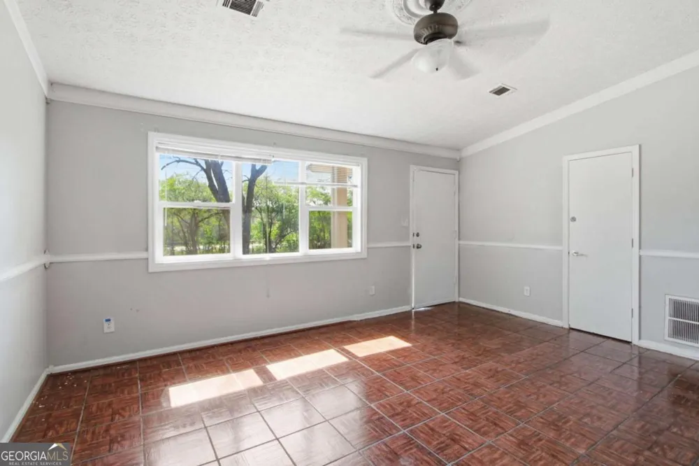 4289 Rex RD Rex, GA 30273