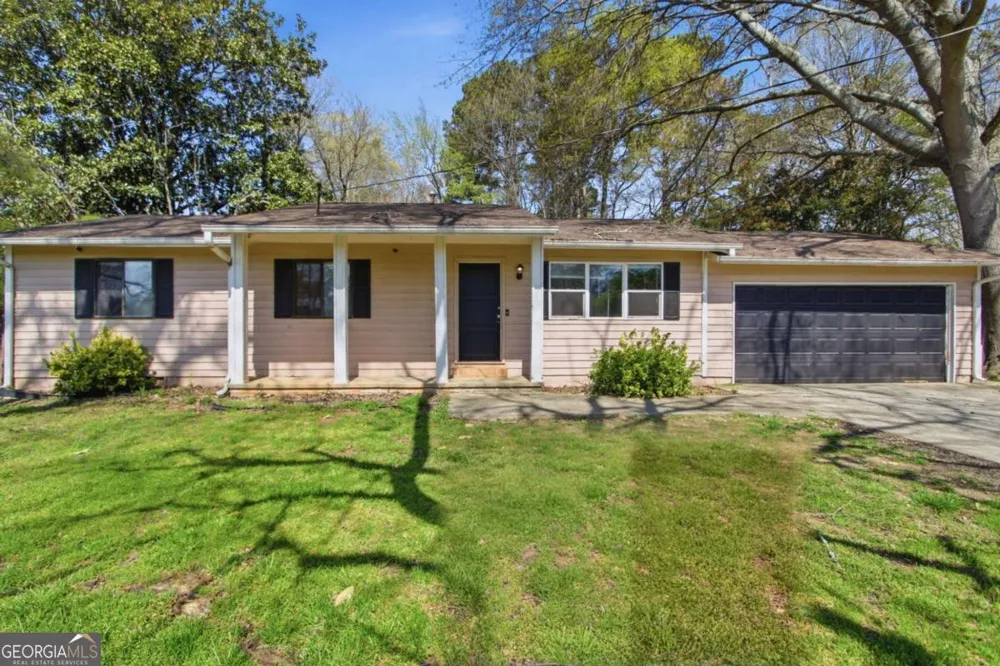 4289 Rex RD Rex, GA 30273