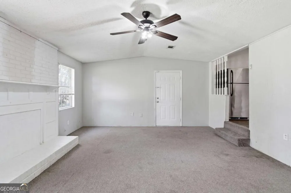 4289 Rex RD Rex, GA 30273