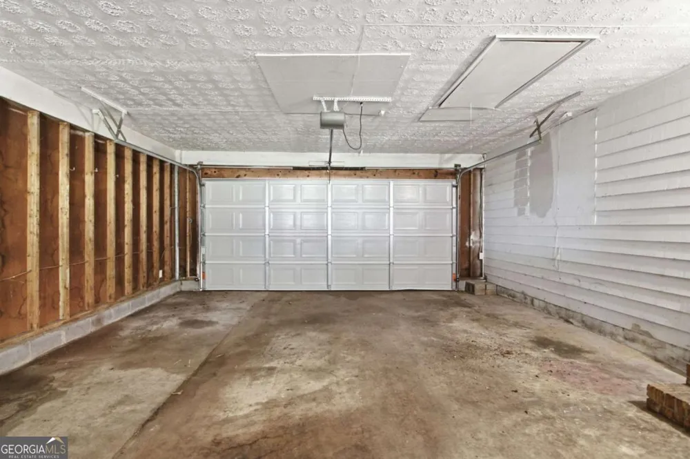 4289 Rex RD Rex, GA 30273