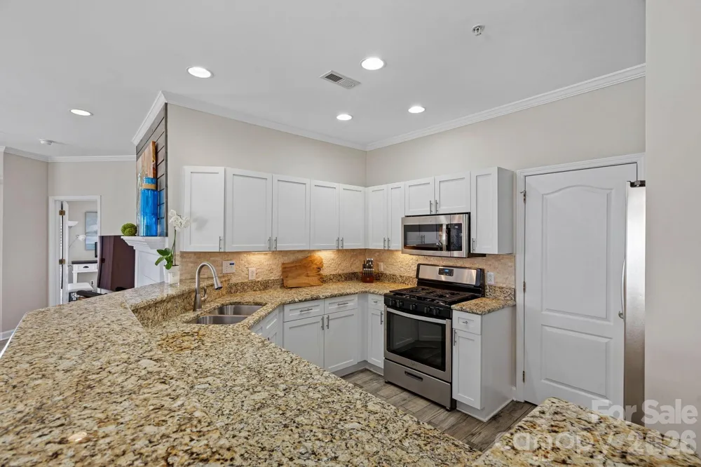 18609 Harborside Drive Cornelius, NC 28031