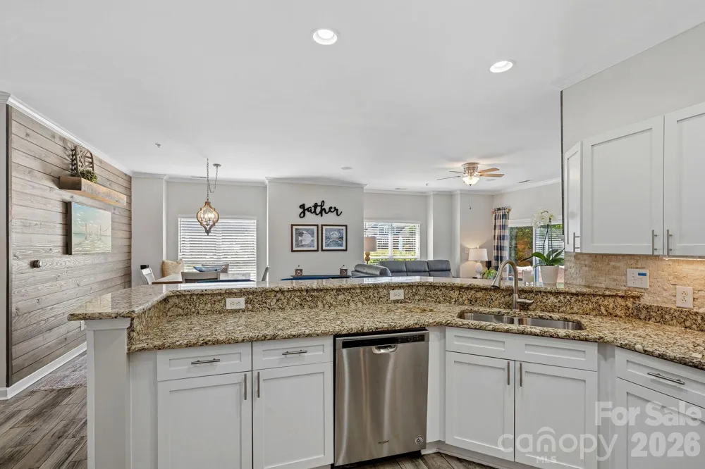 18609 Harborside Drive Cornelius, NC 28031