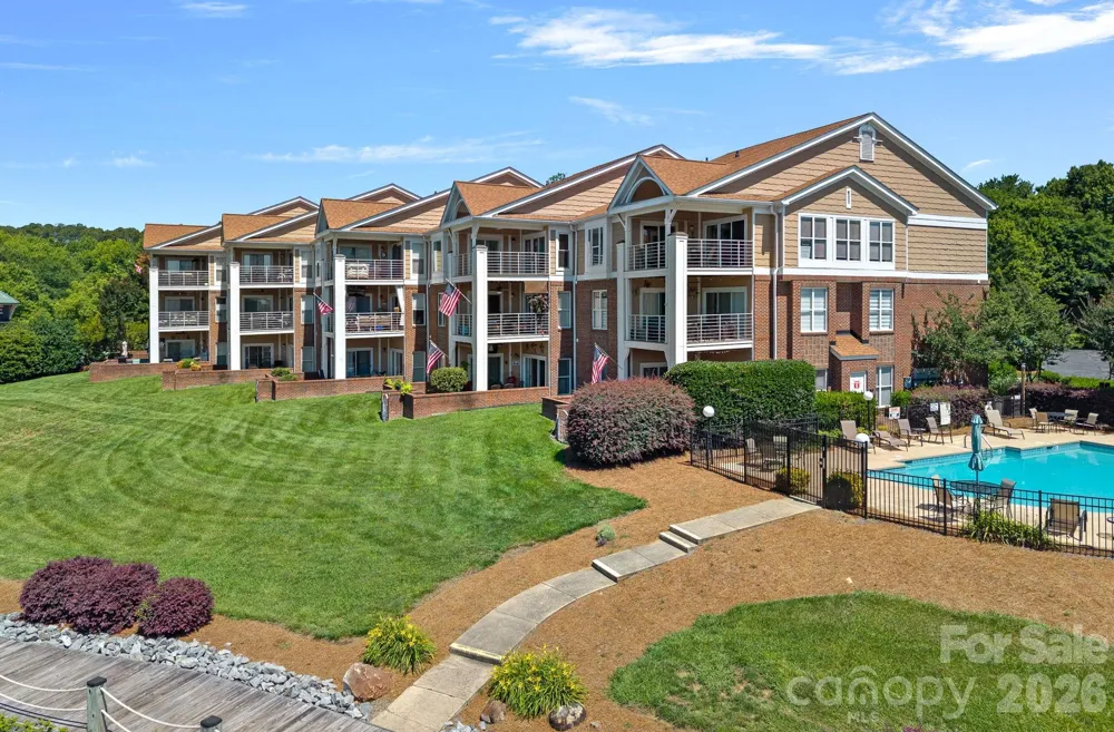 18609 Harborside Drive Cornelius, NC 28031