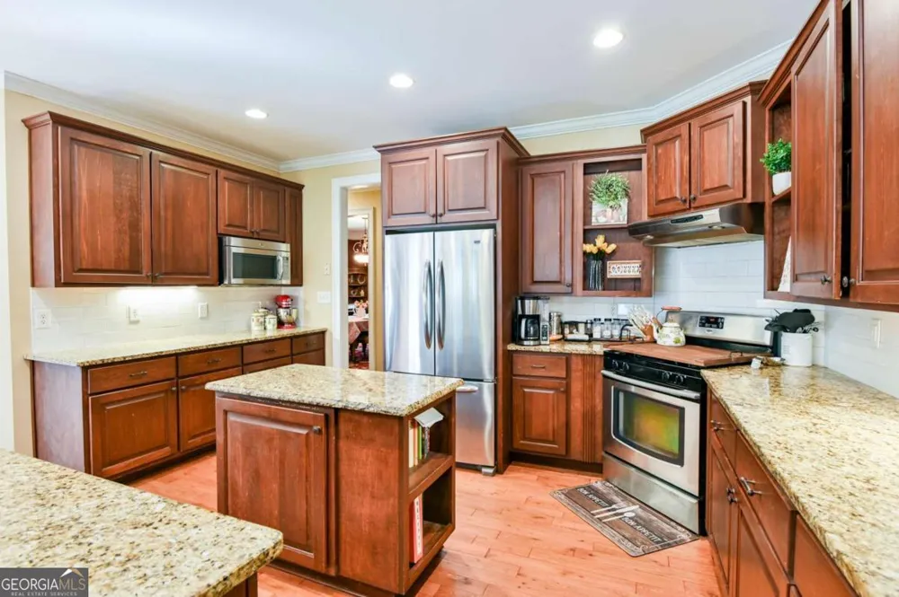 283 Creekside DR Arnoldsville, GA 30619