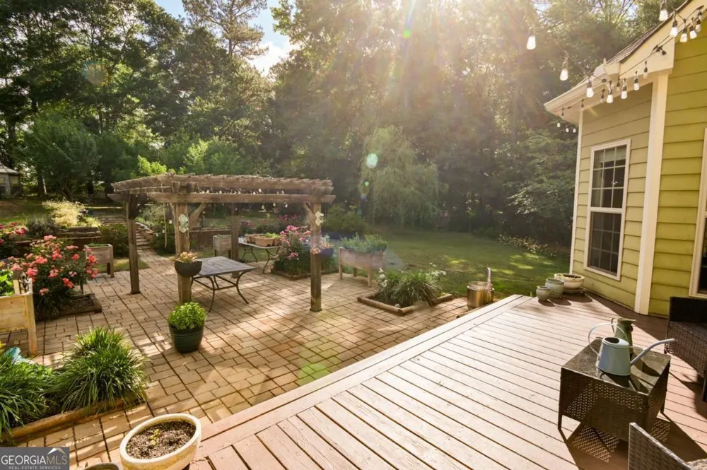 283 Creekside DR Arnoldsville, GA 30619