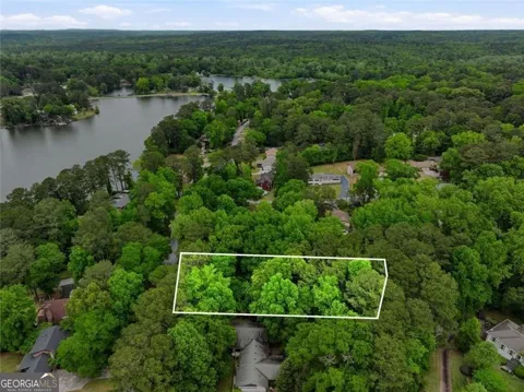 2569 Lake Capri DR