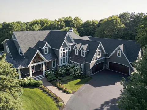 4565 Bayside Road