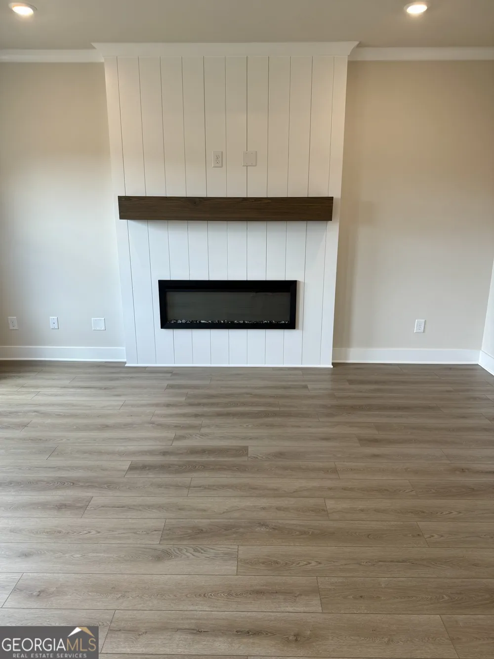 103 Chickadee CT Auburn, GA 30011