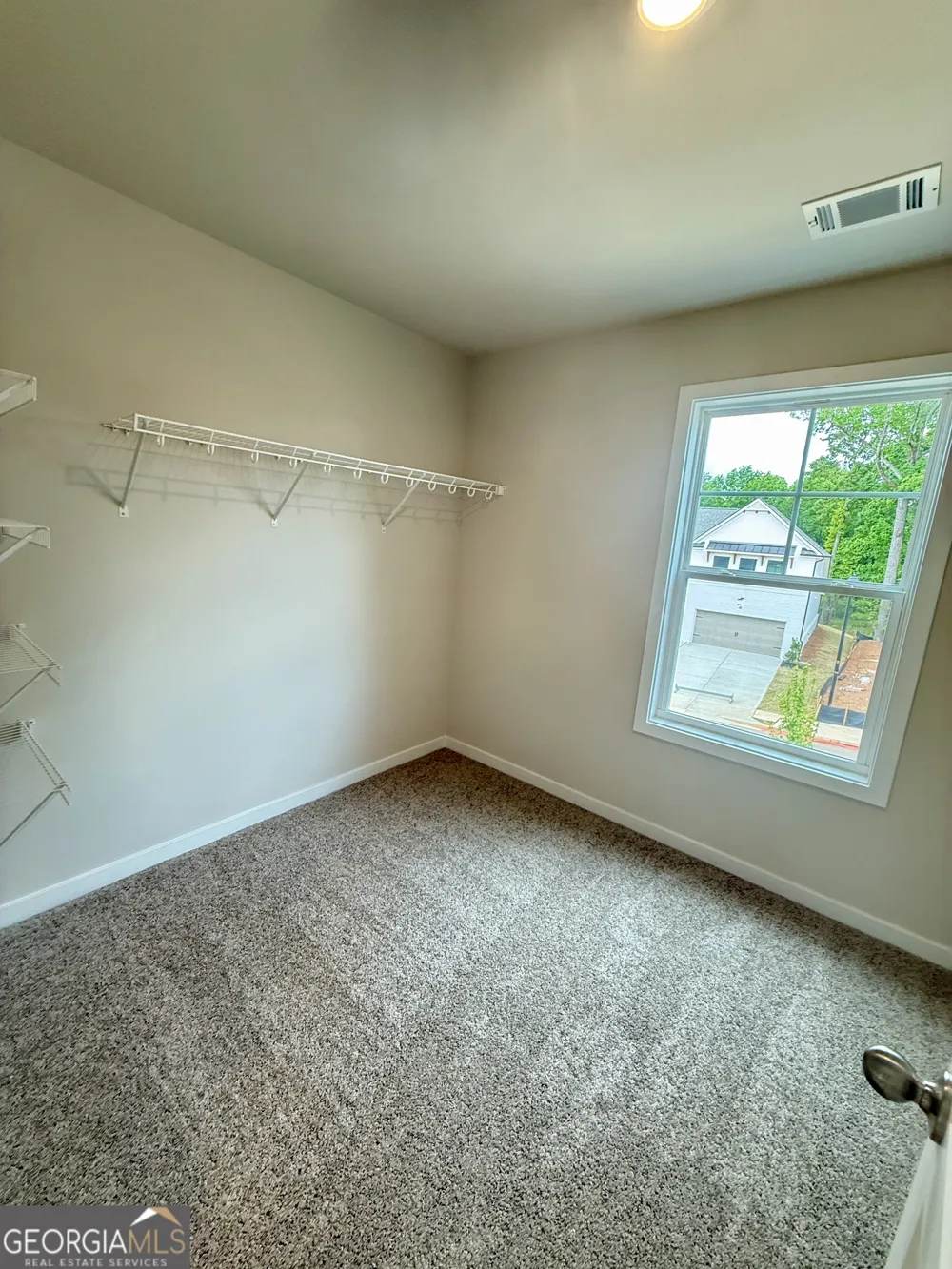 103 Chickadee CT Auburn, GA 30011