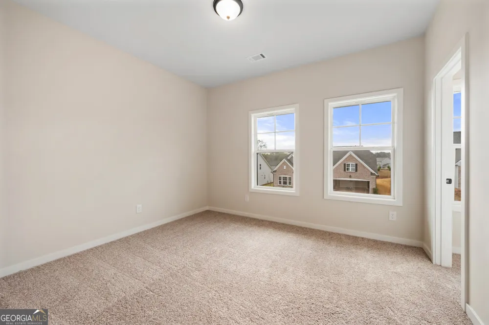 105 Chickadee CT Auburn, GA 30011