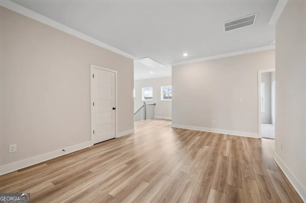 105 Chickadee CT Auburn, GA 30011
