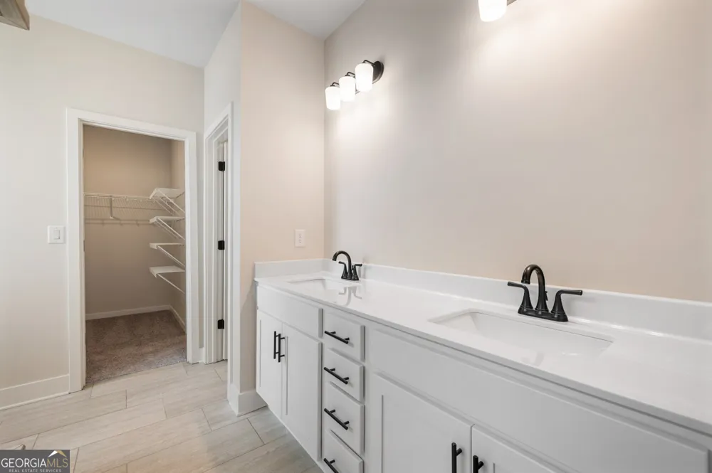 105 Chickadee CT Auburn, GA 30011