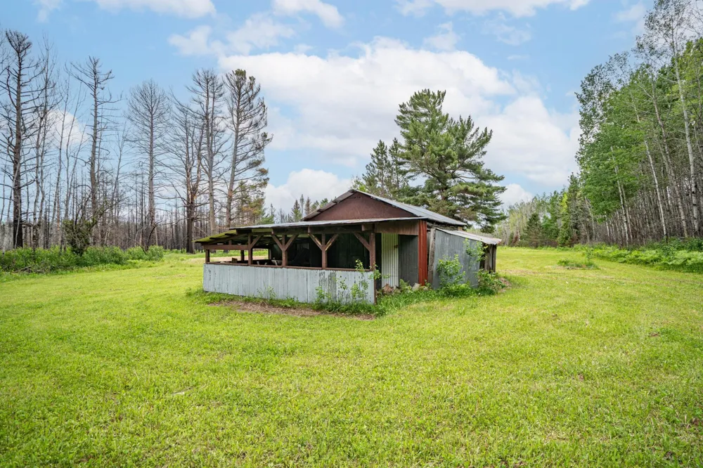 1249 Gabbro Road Brimson, MN 55602
