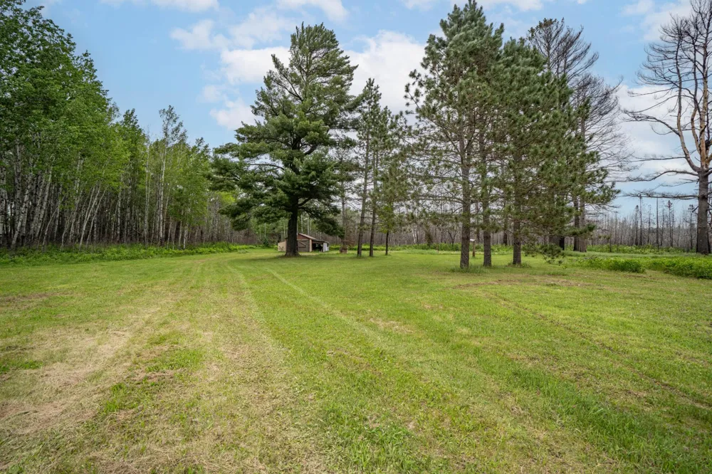 1249 Gabbro Road Brimson, MN 55602