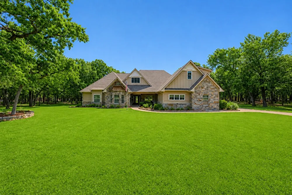 7811 Angelina Drive Athens, TX 75752