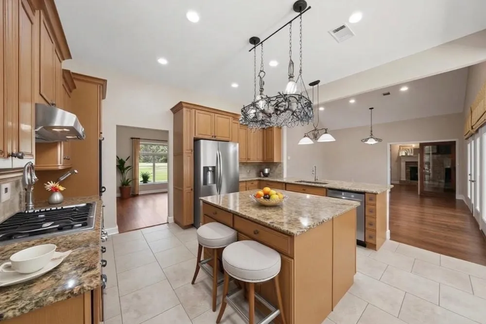 7811 Angelina Drive Athens, TX 75752