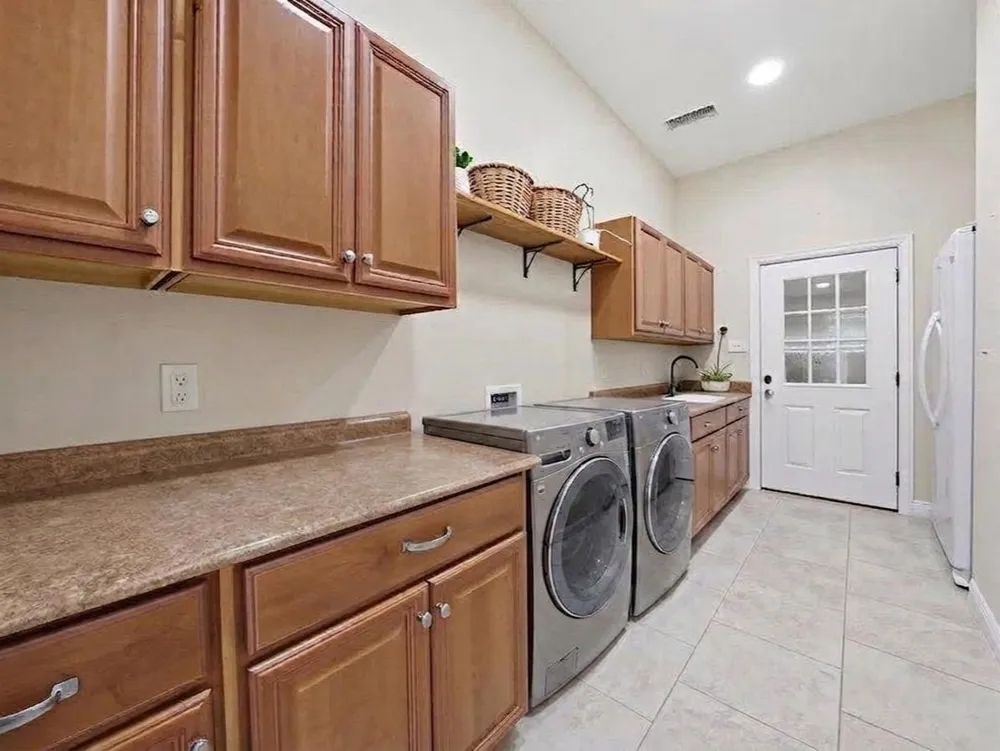 7811 Angelina Drive Athens, TX 75752