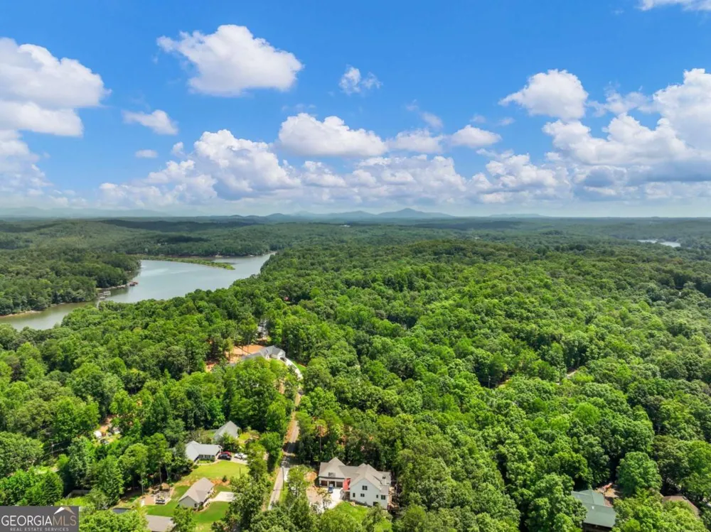8079 Beachwood DR Murrayville, GA 30564