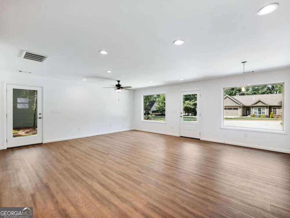 8083 Beachwood DR Murrayville, GA 30564