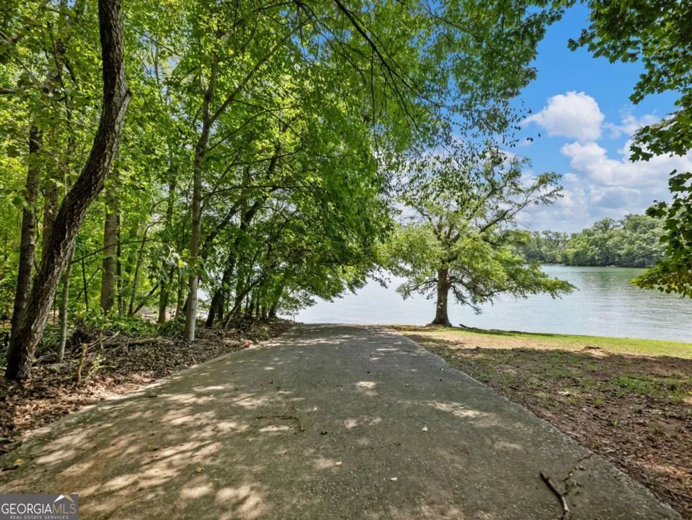 8083 Beachwood DR Murrayville, GA 30564