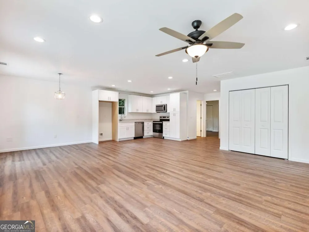 8083 Beachwood DR Murrayville, GA 30564