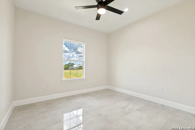 16914 Rancho Escondido Atascosa, TX 78002