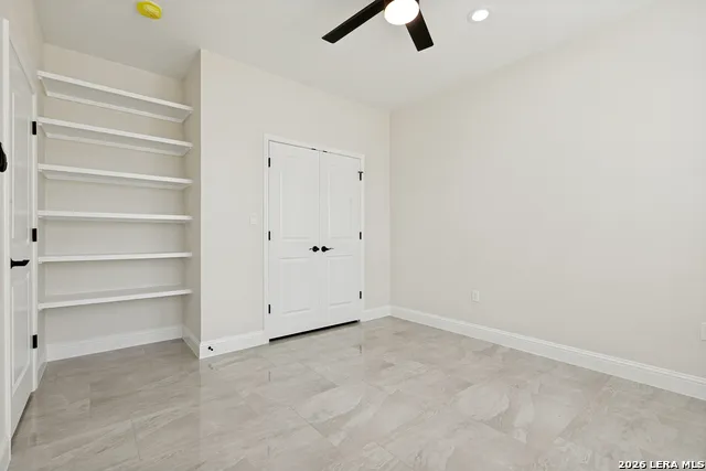 16914 Rancho Escondido Atascosa, TX 78002