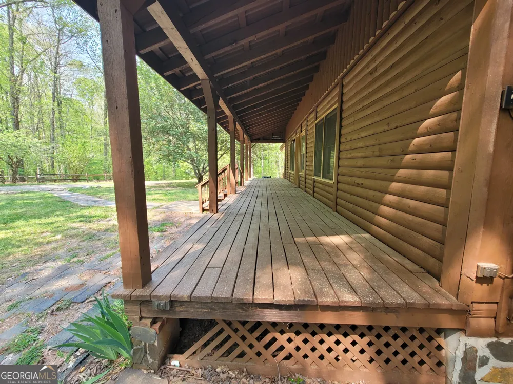 2391 Booth CIR Winder, GA 30680