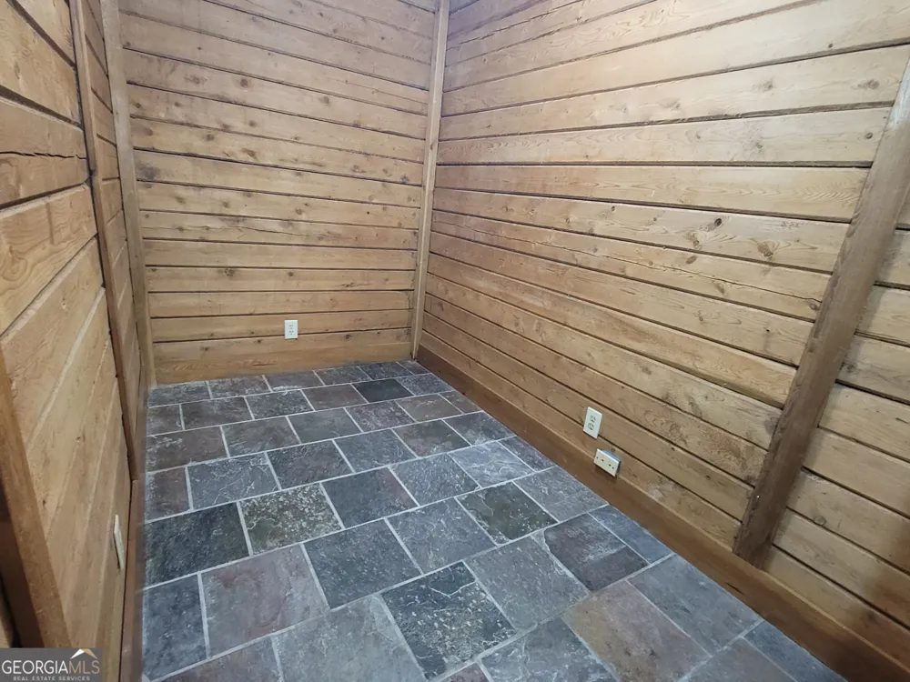 2391 Booth CIR Winder, GA 30680