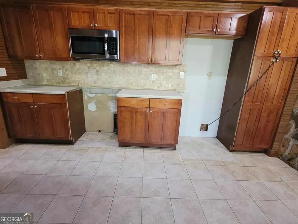 2391 Booth CIR Winder, GA 30680