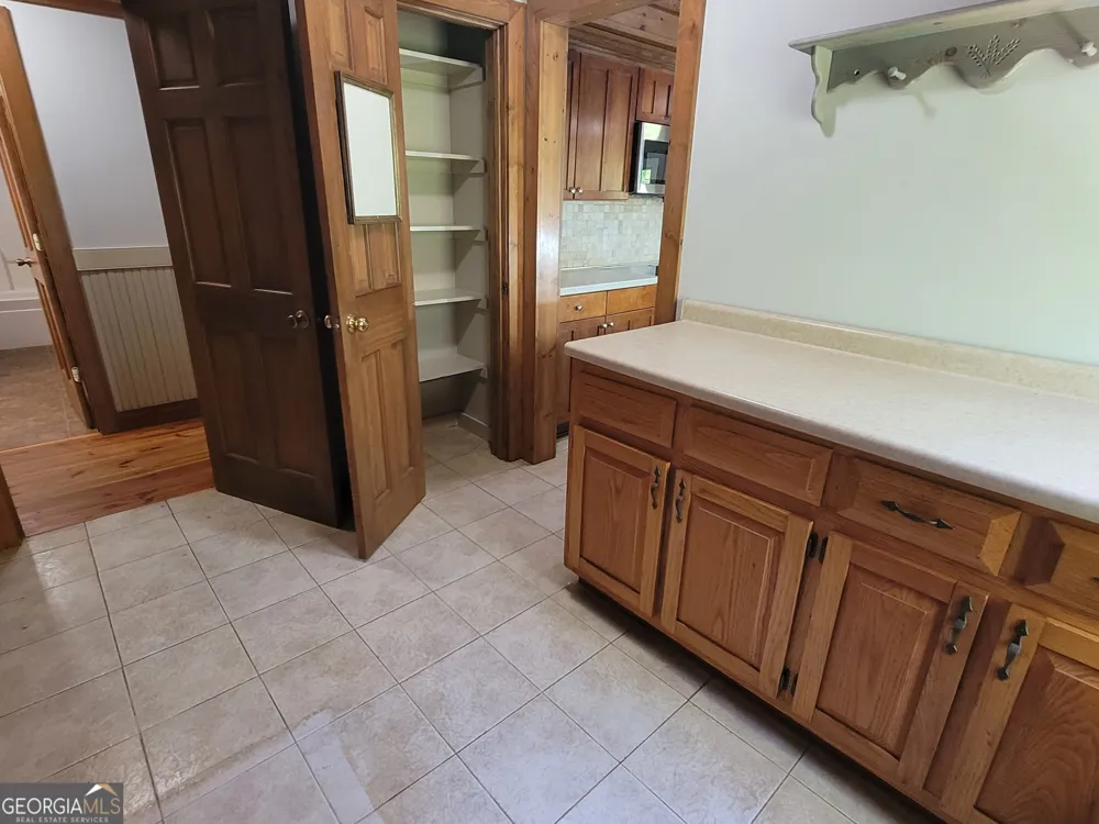 2391 Booth CIR Winder, GA 30680