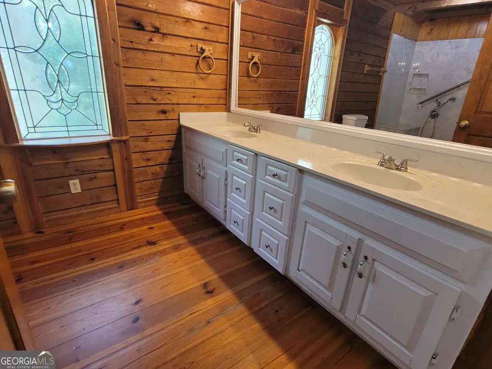 2391 Booth CIR Winder, GA 30680