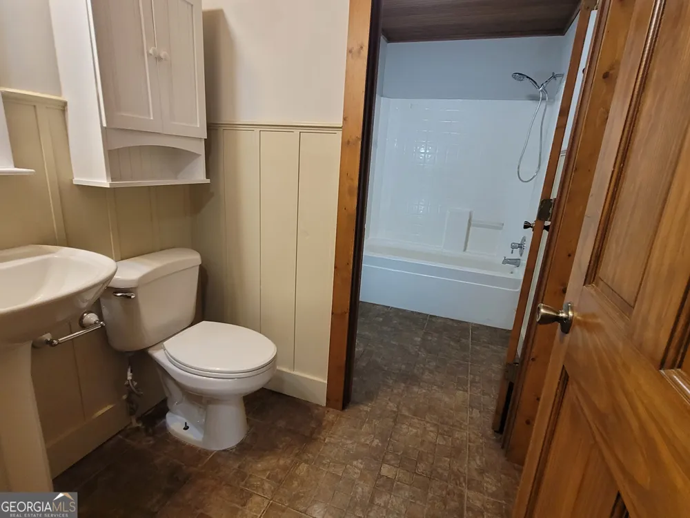 2391 Booth CIR Winder, GA 30680