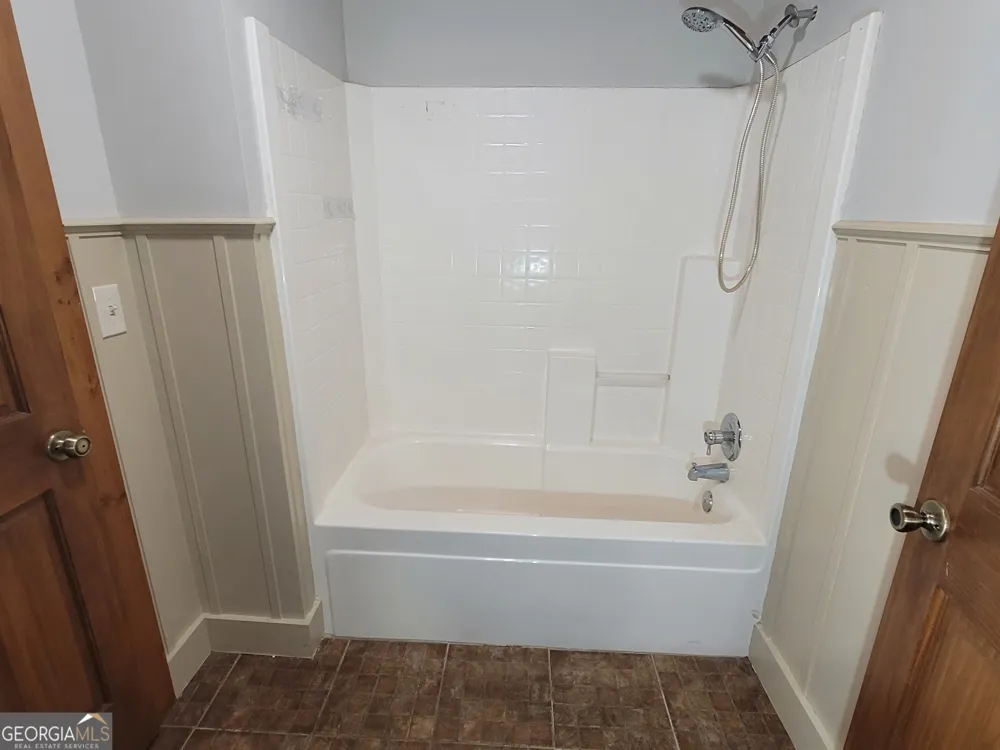 2391 Booth CIR Winder, GA 30680