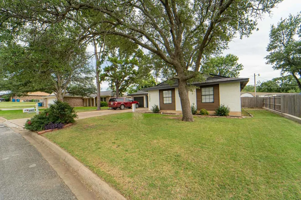 2405 Sha Lane Breckenridge, TX 76424