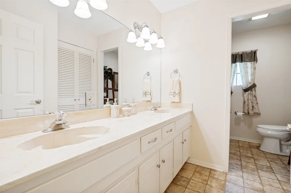 607 Parkridge Drive Mansfield, TX 76063