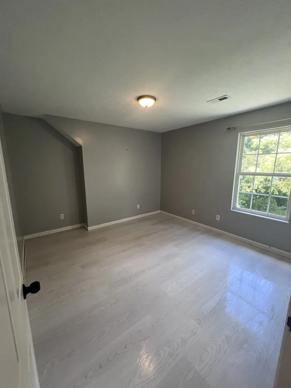 921 Jordan Cir White Bluff, TN 37187