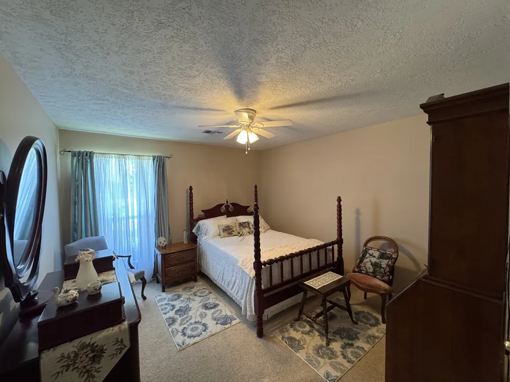 410 Castlewood Ln Lebanon, TN 37087